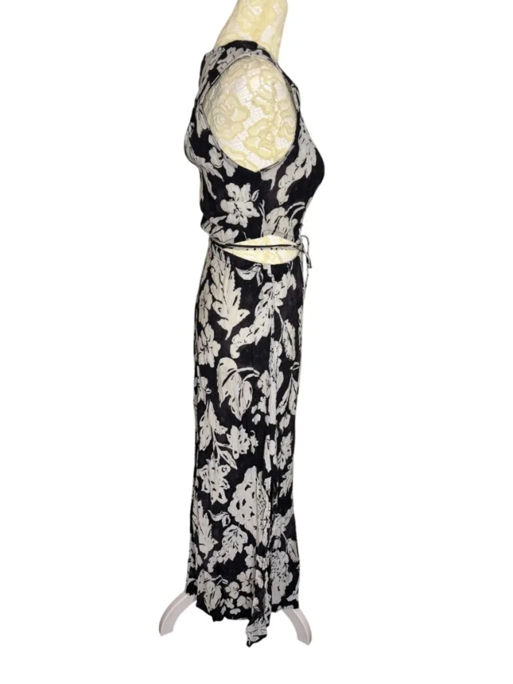 MNG Mango Willow Side Cut Out Maxi Dress Crinkle Floral Black Gray 4 - Picture 7 of 12